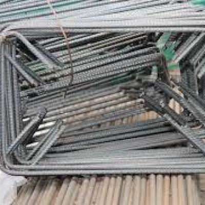Staffe di Rinforzo in Ferro Sagomato